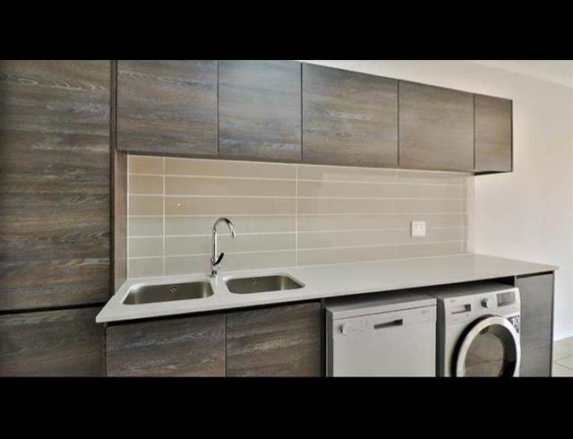 1 BEDROOM TOWNHOUSE FOR SALE IN OAKDENE